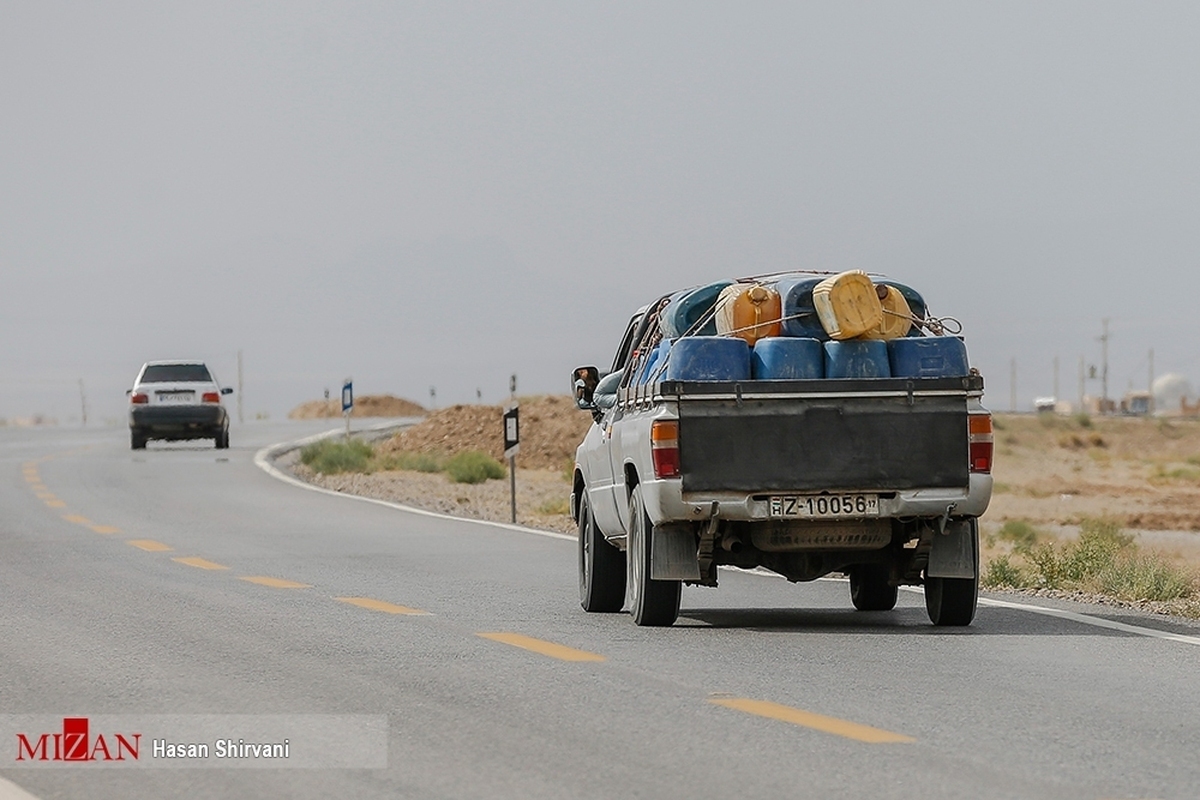 ماجرای عجیب قاچاق‌سوخت در سیلوانا؛ شهری با هزار نفر جمعیت و ۱۱۰۰ پروانه سوختی
