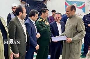 ۱۸۶ سند مالکیت در کوی ملاشیه اهواز اهدا شد