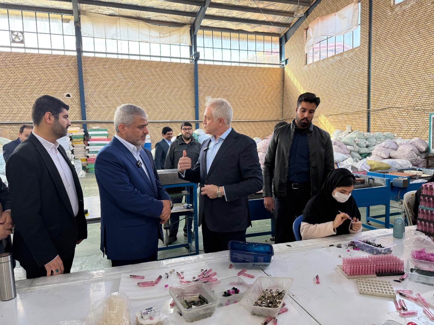 بازدید رئیس کل دادگستری استان تهران از شهرک صنعتی صفادشت و دهک با محوریت پیگیری مصوبات و بررسی مشکلات واحد‌های تولیدی