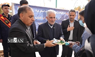 اهدای ۳۰ جهیزیه به خانواده زندانیان نیازمند یزدی با حضور رئیس سازمان زندان‌ها