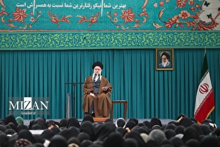 فیلم کامل بیانات رهبر انقلاب در دیدار هزاران نفر از زنان و دختران