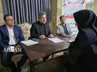 بیست‌ونهمین میز خدمت ثبتی همزمان با سفر رئیس سازمان ثبت در اصفهان برگزار شد