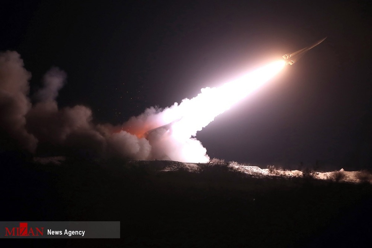 آغاز مرحله دوم رزمایش اقتدار نیروی دریایی سپاه/ شلیک انبوهی از موشک‌های ضد کشتی توسط ندسا