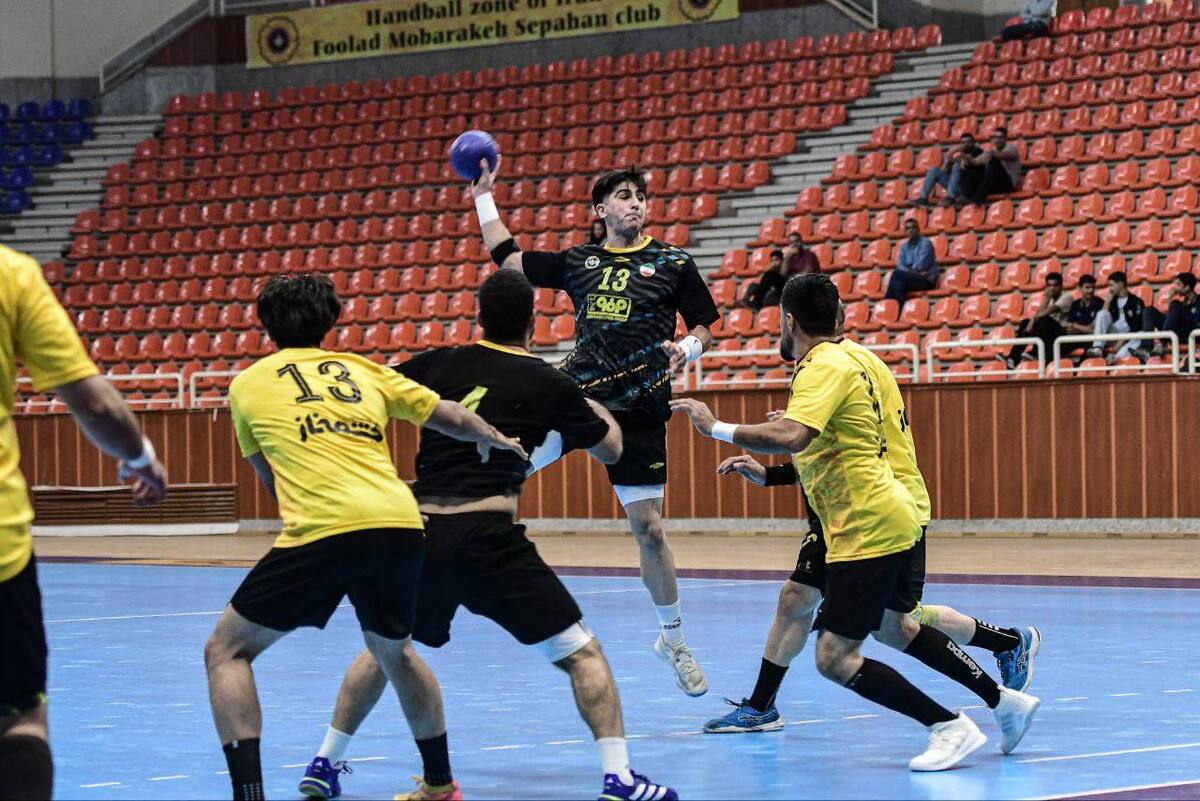 لیگ برتر هندبال مردان| اصفهان، میزبان بازی بزرگ هفته ششم/ کار دشوار مس و استقلال خارج از خانه