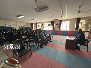 طرح قاضی در مدرسه در مدارس شهر‌های مختلف استان خوزستان برگزار می‌شود