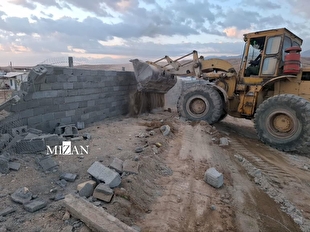 ۱۰ مورد ساختوساز غیرمجاز در اراضی کشاورزی اشترینان تخریب شد