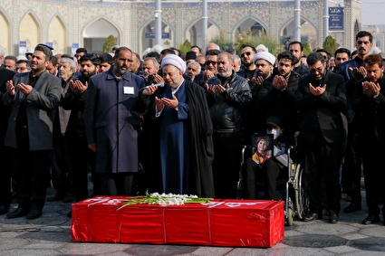 تشییع پیکر فرزند معاون رئیس‌جمهور در حرم مطهر رضوی