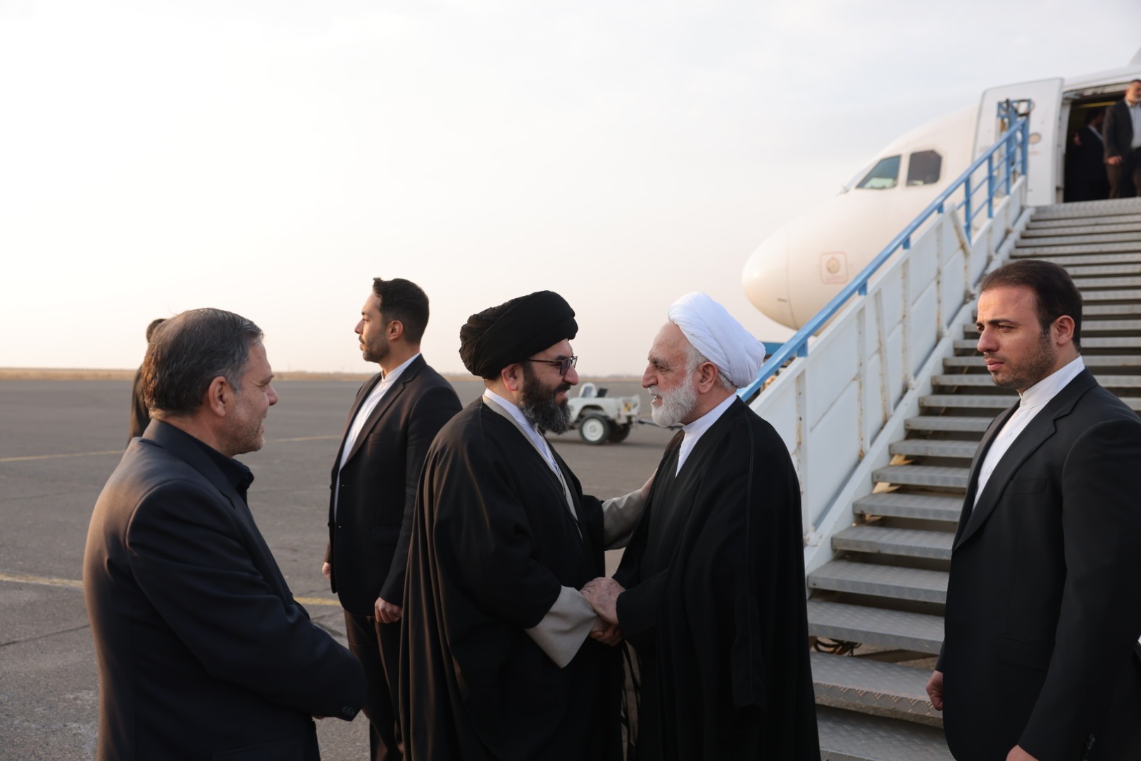 ورود رئیس قوه قضاییه به استان زنجان رئیس قوه قضاییه: رویکرد دستگاههای نظارتی و حفاظتی نباید مبتنی بر مچگیری باشد، بلکه رویکرد آنها باید ناظر بر اصلاح باشد