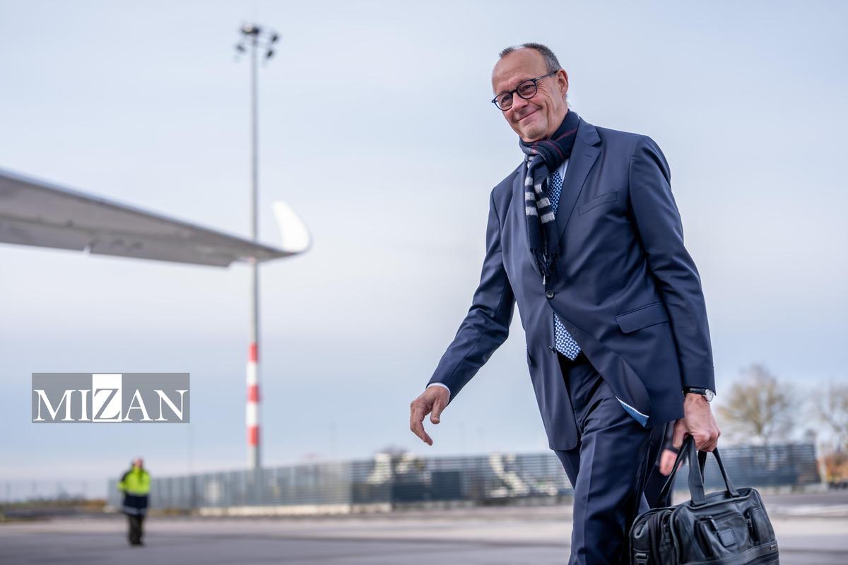 فریدریش مرتس، صدراعظم آلمان در ۶ دسامبر ۲۰۲۵ (۱۵ آذر) در فرودگاه براندنبورگ برلین چراغ سبز برلین به جنایتهای رژیم صهیونیستی