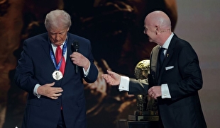 واکنش جالب کارشناس بی‌بی‌سی به اهدای جایزه صلح فیفا به ترامپ