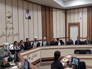 رئیس سازمان ثبت پیگیری مطالبات مردم ماه‌نشان و تعیین‌ تکلیف حقوق دولتی معادن را دستور کار قرار داد