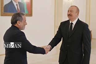 عراقچی با علی‌اف دیدار کرد