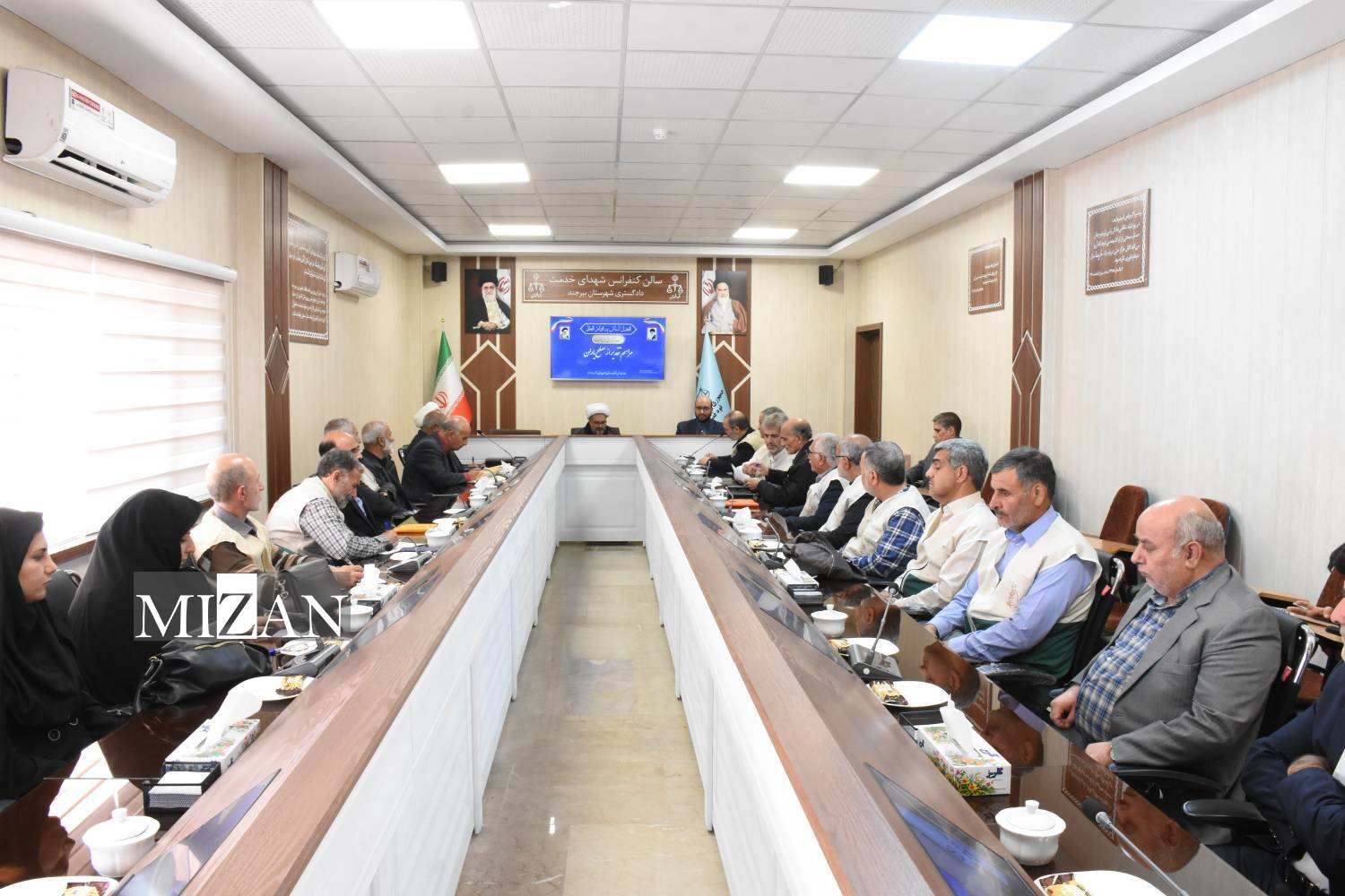 مسئولان قضایی استان خراسان جنوبی از صلح‌یاران شهرستان بیرجند تقدیر کردند