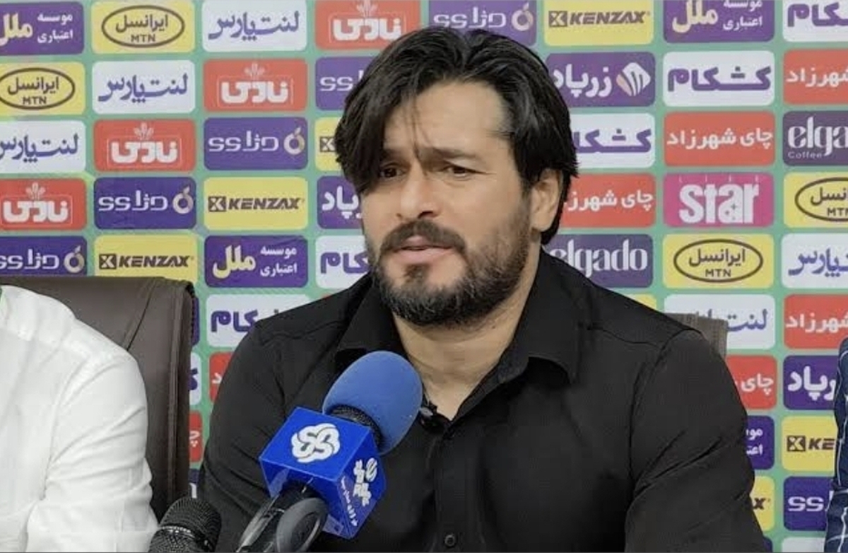 دقیقی: بازیکن اشتباه می‌کند و می‌گوید ببخشید! چه چیزی را ببخشم؟/ اگر باتجربه بودیم سوار بر بازی می‌شدیم