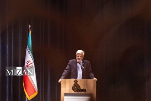 عارف: به باز پیکربندی جدی در نظام مدیریتی کشور نیازمندیم