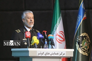 دریادار سیاری: هیچ کسی نمی‌تواند درباره جزایر سه‌گانه نظری بدهد