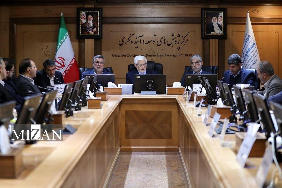 عارف: ارتباط بخش‌های علمی و پژوهشی با نهادهای برنامه‌ریزی کشور برقرار شود