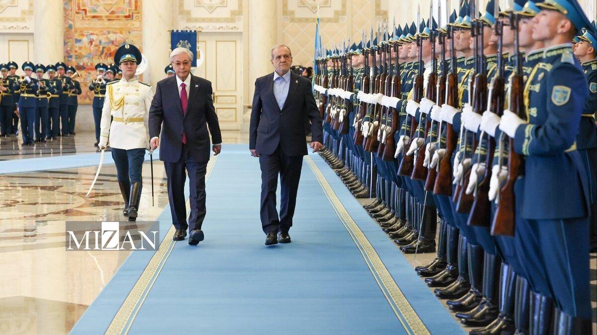 استقبال رسمی رئیس جمهور قزاقستان از پزشکیان