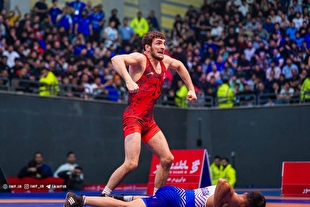 چرا کشتیگیران روس مقابل آزادکاران ایرانی در لیگ برتر به برتری رسیدند؟