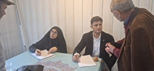 میز خدمت قوه قضاییه برای رسیدگی به مشکلات نمازگزاران در مصلای امام خمینی (ره) برگزار شد