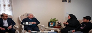 دیدار رئیس سازمان زندانها با خانواده شهید فرهاد فلاحی از شهدای اوین