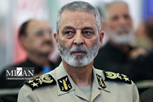 سرلشکر موسوی: تقویت سپر قدرتمند دفاعی در دستور کار قرار گرفته است