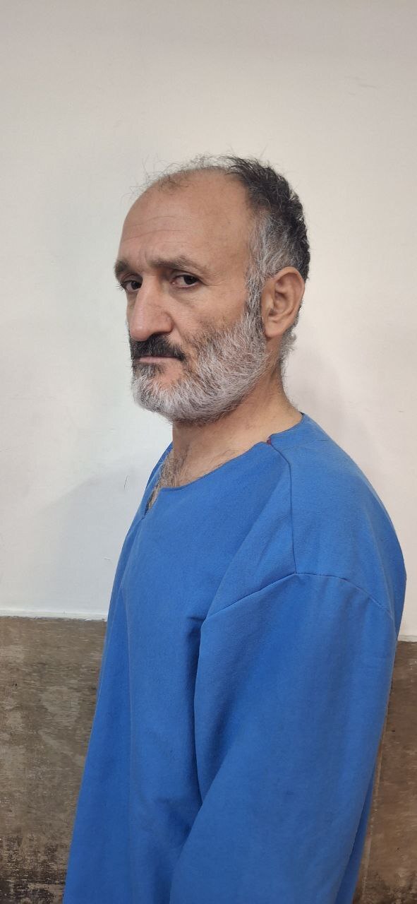 انتشار چهره سارق حرفهای داخل خودرو؛ شکات متهم به پایگاه هفتم پلیس آگاهی مراجعه کنند انتشار چهره سارق حرفهای داخل خودرو؛ شکات متهم به پایگاه هفتم پلیس آگاهی مراجعه کنند