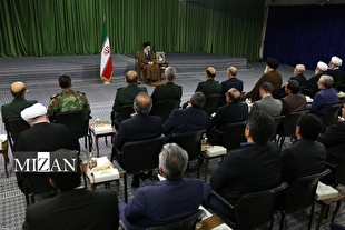 رهبر انقلاب: ارزش‌ها و انگیزه‌های شهدا باید به نسل بعد انتقال یابد/ حفظ هویت دینی از سوی جوانان امروز، بسیار ارزشمند است