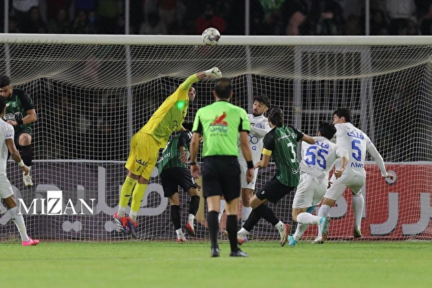 اکبرپور: صدر را دودستی تقدیم رقبا کردیم/ نباید اجازه دهیم تیم‌های درجه ۲ آسیا برای ما شاخ شوند