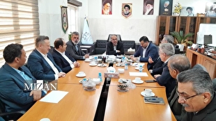 دادستان مرکز استان خوزستان دستور اقدام فوری و تخصصی برای خاموشی فلر نفتی شرق اهواز را صادر کرد