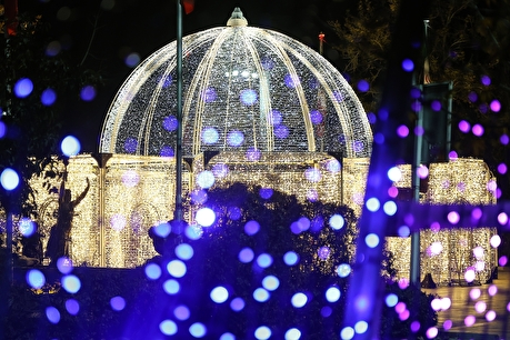 جشنواره نور در یلدای ایرانی