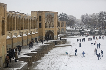 بارش برف در اصفهان