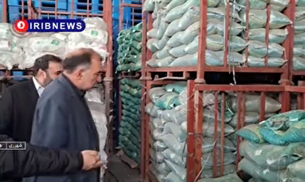 کشف ۱۰۰ تن برنج وارداتی و ۳۵۰ تن شکر احتکاری در شهر ری