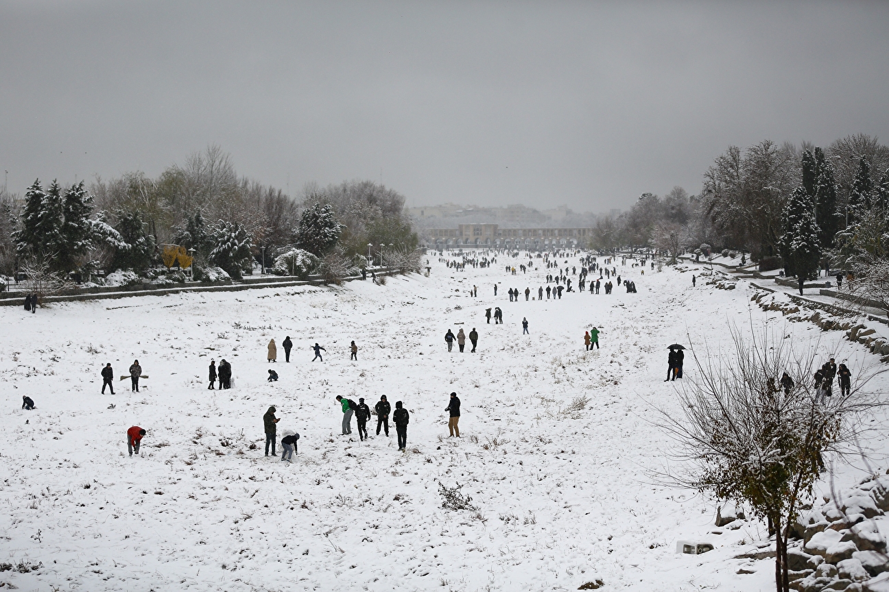 بارش برف در اصفهان