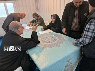 برگزاری میز خدمت قوه قضاییه برای رسیدگی به مشکلات نمازگزاران در مصلای امام خمینی (ره)