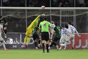 لطیفی: ترس از باخت؛ استقلال را فلج کرده است/ حذف از آسیا آبیها را وارد بحران واقعی میکند