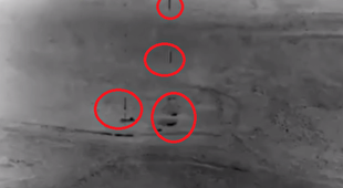 اولین تصاویر از حملات سنگین هوایی آمریکا به مواضعی در سوریه/ نیرو‌های تروریستی سنتکام مدعی هدف قرار دادن مواضع داعش شدند