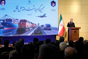 پزشکیان: وجود خودروها، کامیون‌ها و یدک‌کش‌های چند دهه قبل در جاده‌ها قابل قبول نیست