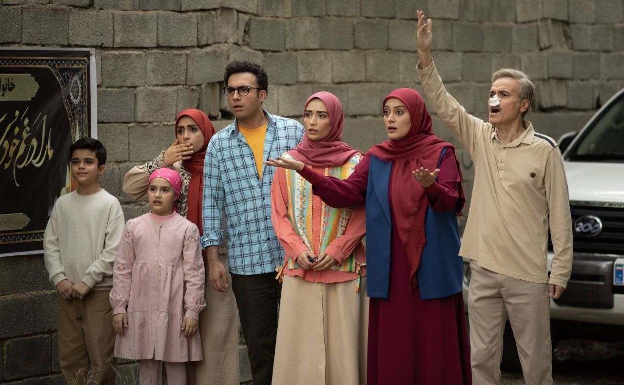 خانوادهای شیرازی، قصههایی گرم و شبهایی تماشایی در شبکه دو خانوادهای شیرازی، قصههایی گرم و شبهایی تماشایی در شبکه دو