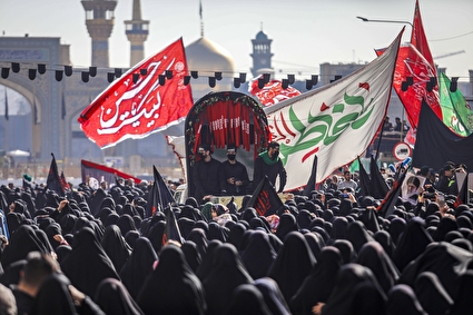 اجتماع عزاداران فاطمی و تشییع پیکر‌های مطهر ۱۳ شهید گمنام در مشهد