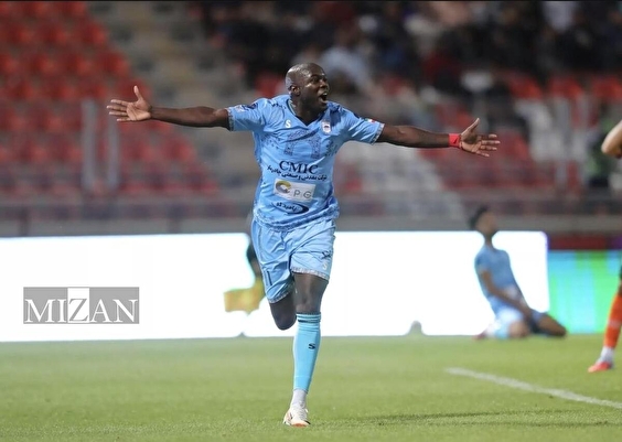 بوبوی: استقلال و پرسپولیس بزرگند، اما فعلاً خانه من چادرملو است/ برای آقای گلی وسواس ندارم