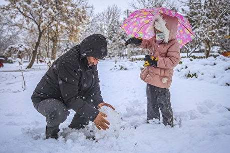 بارش برف در آخرین روز پاییز در بجنورد