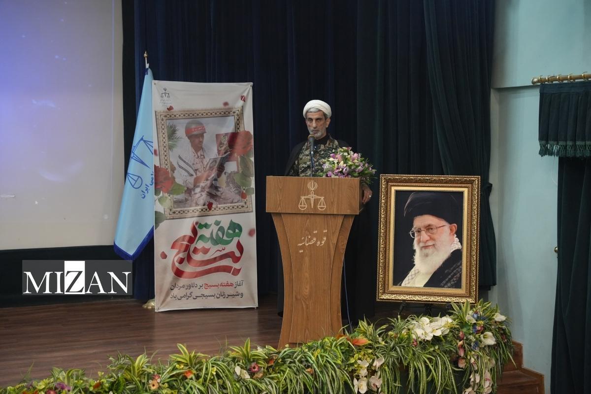 هیچ عرصه‌ای در این نظام مقدس وجود ندارد که بسیج میدان‌دار آن نباشد