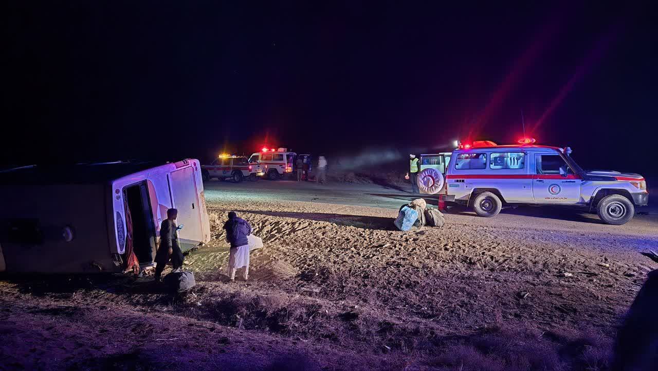 واژگونی اتوبوس در محور سبزوار–بردسکن ۴۳ مصدوم و ۲ فوتی برجای گذاشت واژگونی اتوبوس در محور سبزوار–بردسکن ۴۳ مصدوم و ۲ فوتی برجای گذاشت