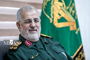 سپاه نهاد اصلی کمک به مردم در بحران‌ها/ آمادگی بسیج برای کمک به مردم به تمام عرصه‌ها