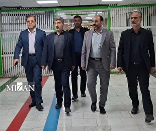 بازدید مسئولان قضایی گیلان از زندان لاکان رشت/ به بیش از ۵۰۰ نفر از زندانیان مرخص اعطا شد