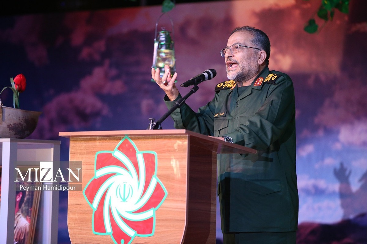 بسیج با همه توان آماده دفاع از ایران است