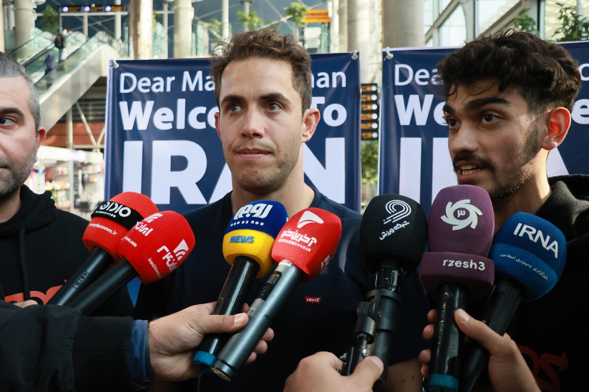 ستاره مطرح موتورسواری جهان وارد تهران شد