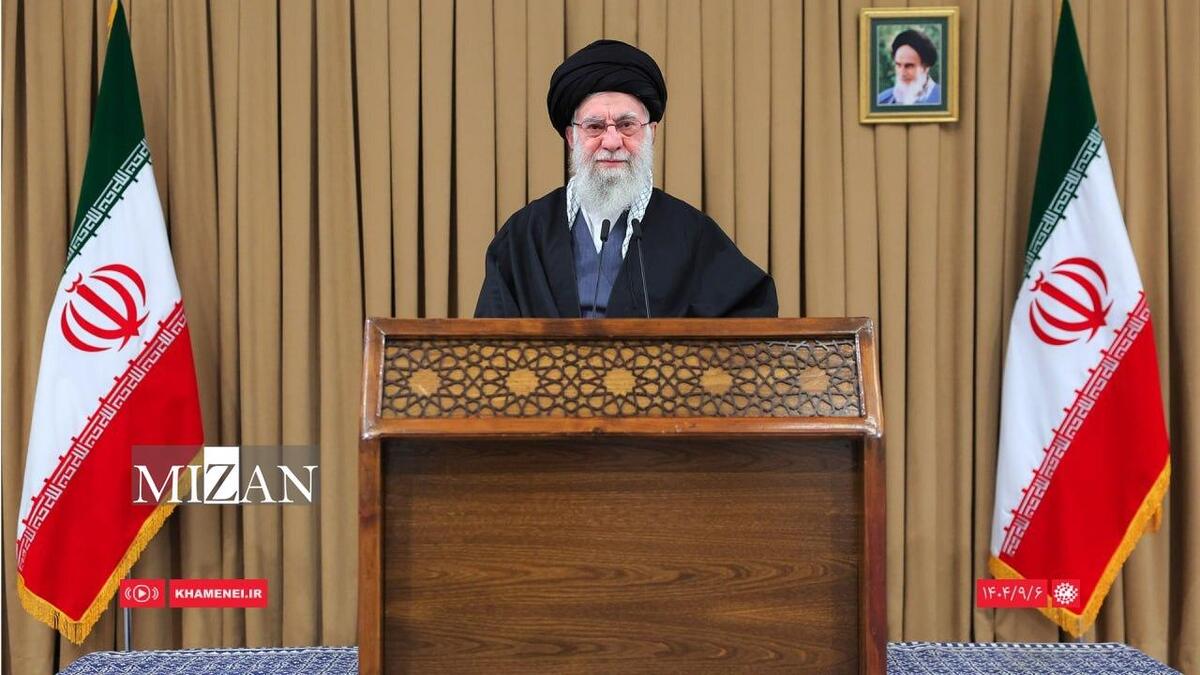 توصیه‌های مهم رهبر انقلاب مردم و مسئولین/ در برابر دشمن همه با هم باشید/ در جنگ ۱۲ روزه برنامه‌ریزی ۲۰ ساله دشمن شکست خورد/ پیغام با واسطه ایران به آمریکا دروغ محض است