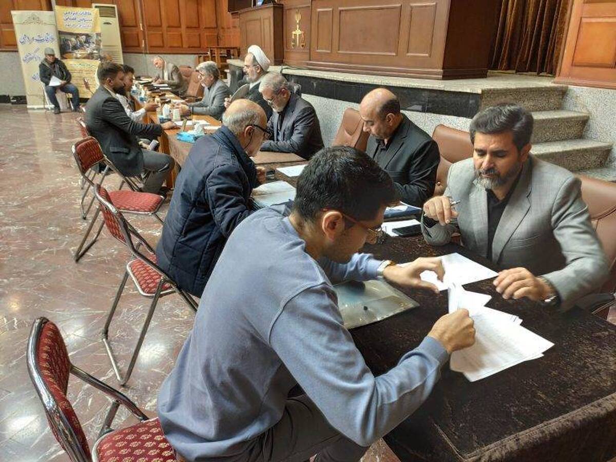 رضایت ۸۶ درصدی مراجعان از ملاقات مردمی مسئولان قضایی دادگستری استان تهران 